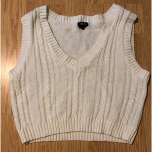 NWOT, rue 21, Sweater Vest, Size Medium